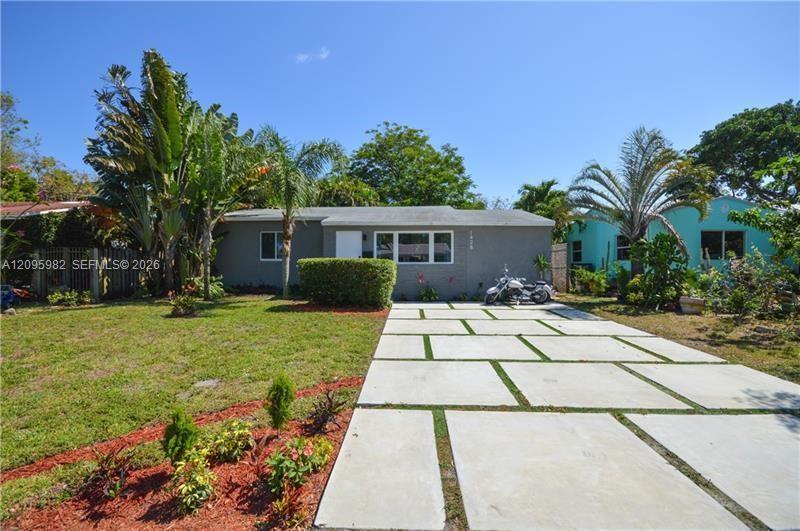 1428 Plunkett Street Property Photo 1
