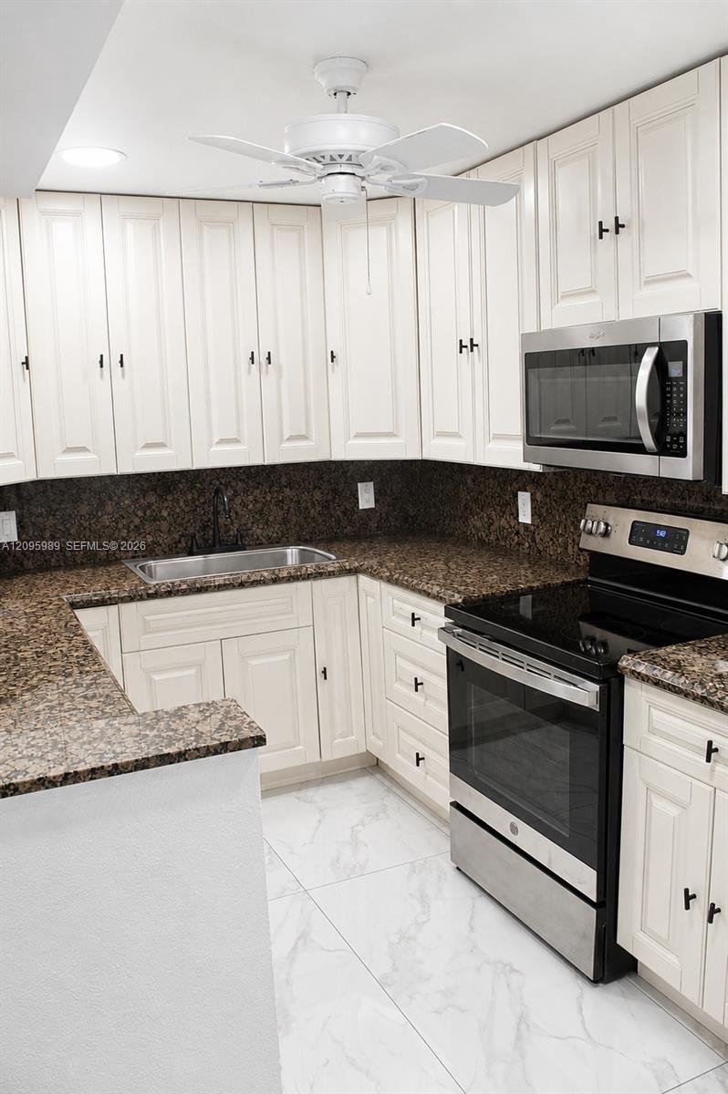 A12095989 Property Photo 9