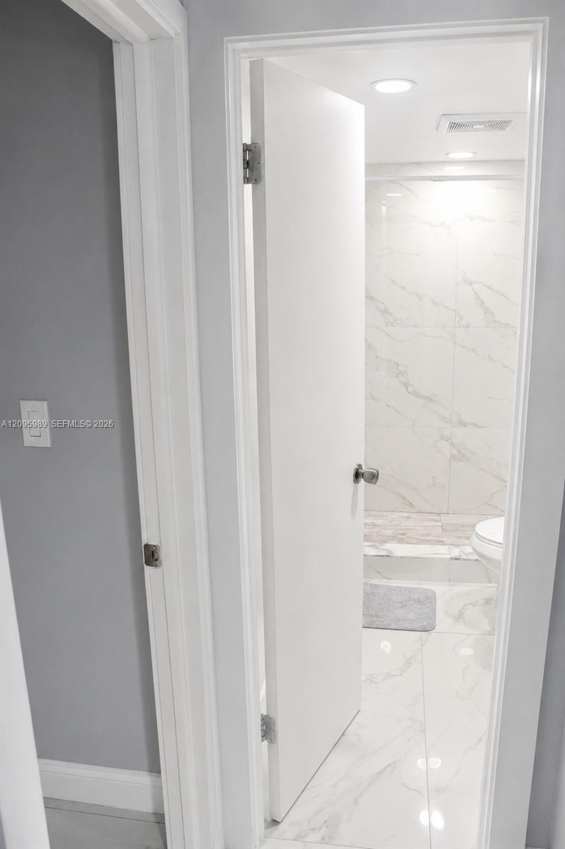 A12095989 Property Photo 26