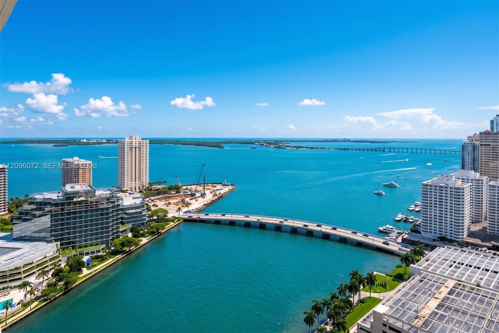 495 Brickell Avenue 3207 Property Photo 1