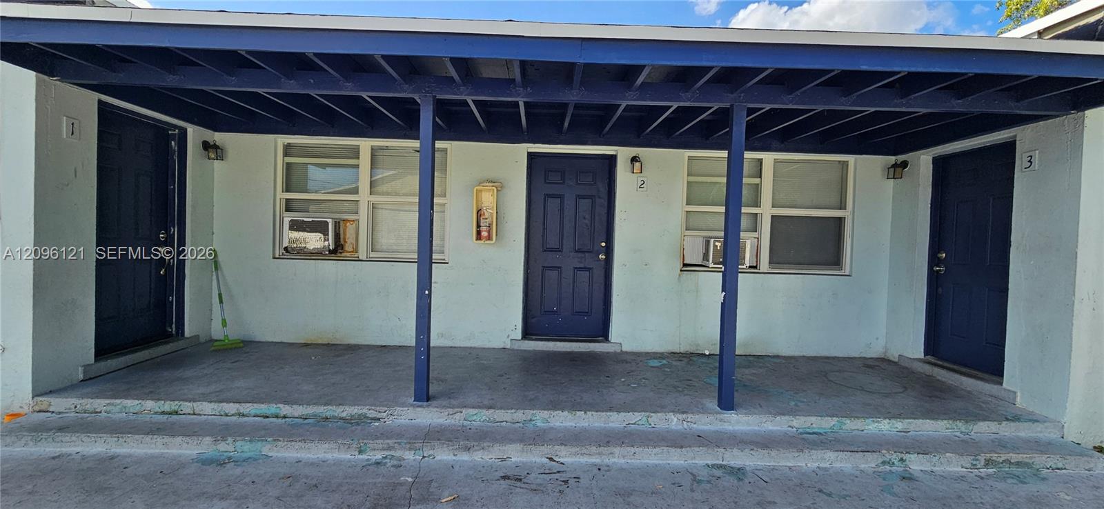 817 Grant Street Property Photo 1