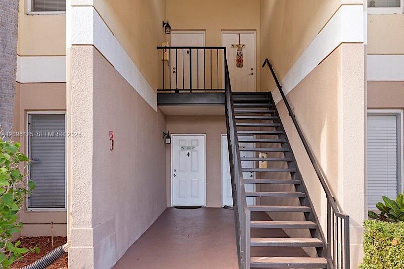 815 W Boynton Beach Boulevard 11-206 Property Photo 1