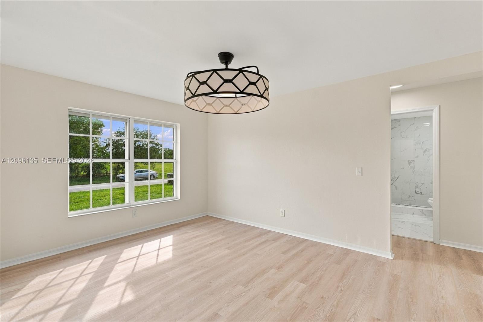 A12096135 Property Photo 3