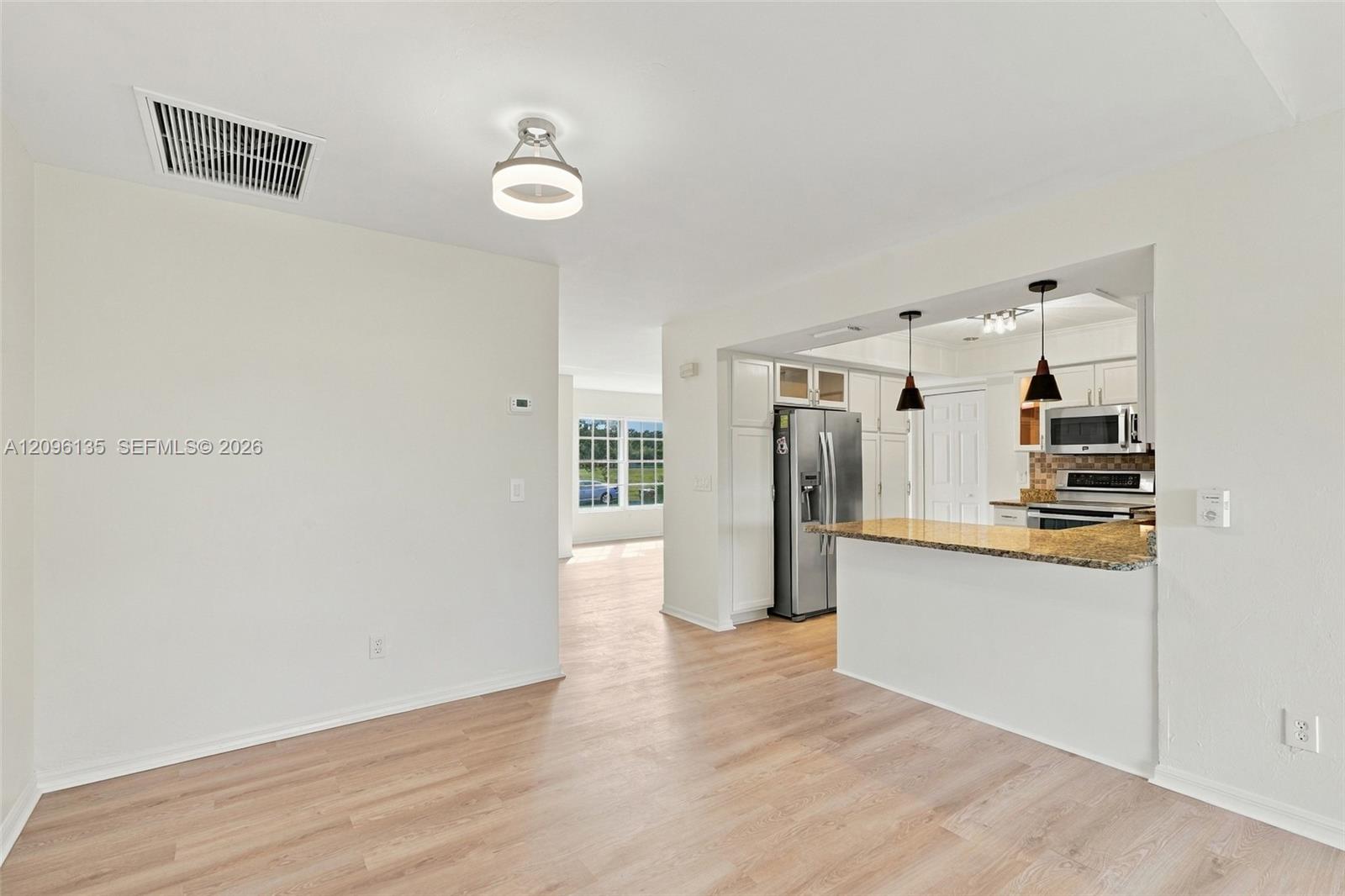 A12096135 Property Photo 4