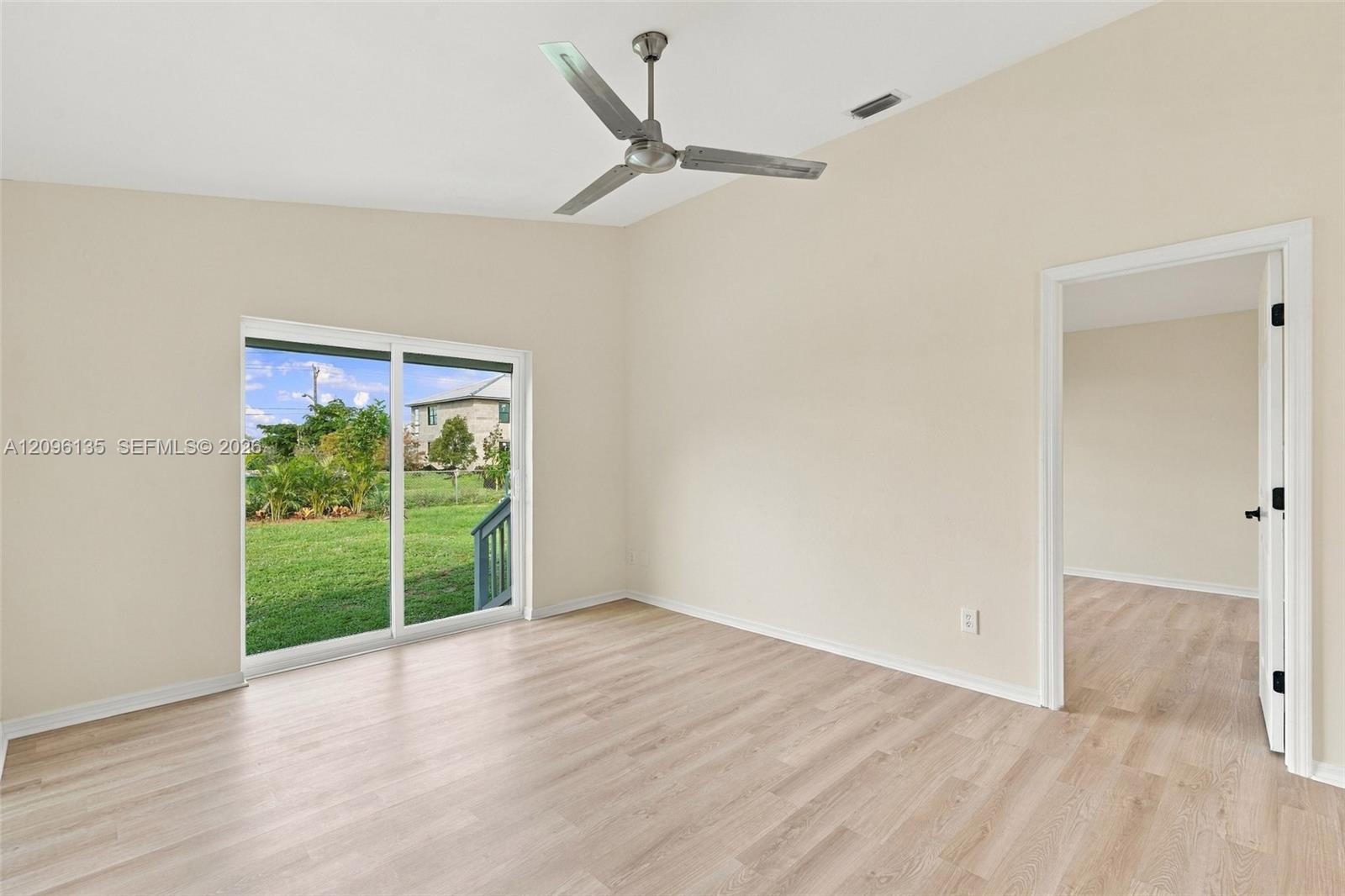 A12096135 Property Photo 13