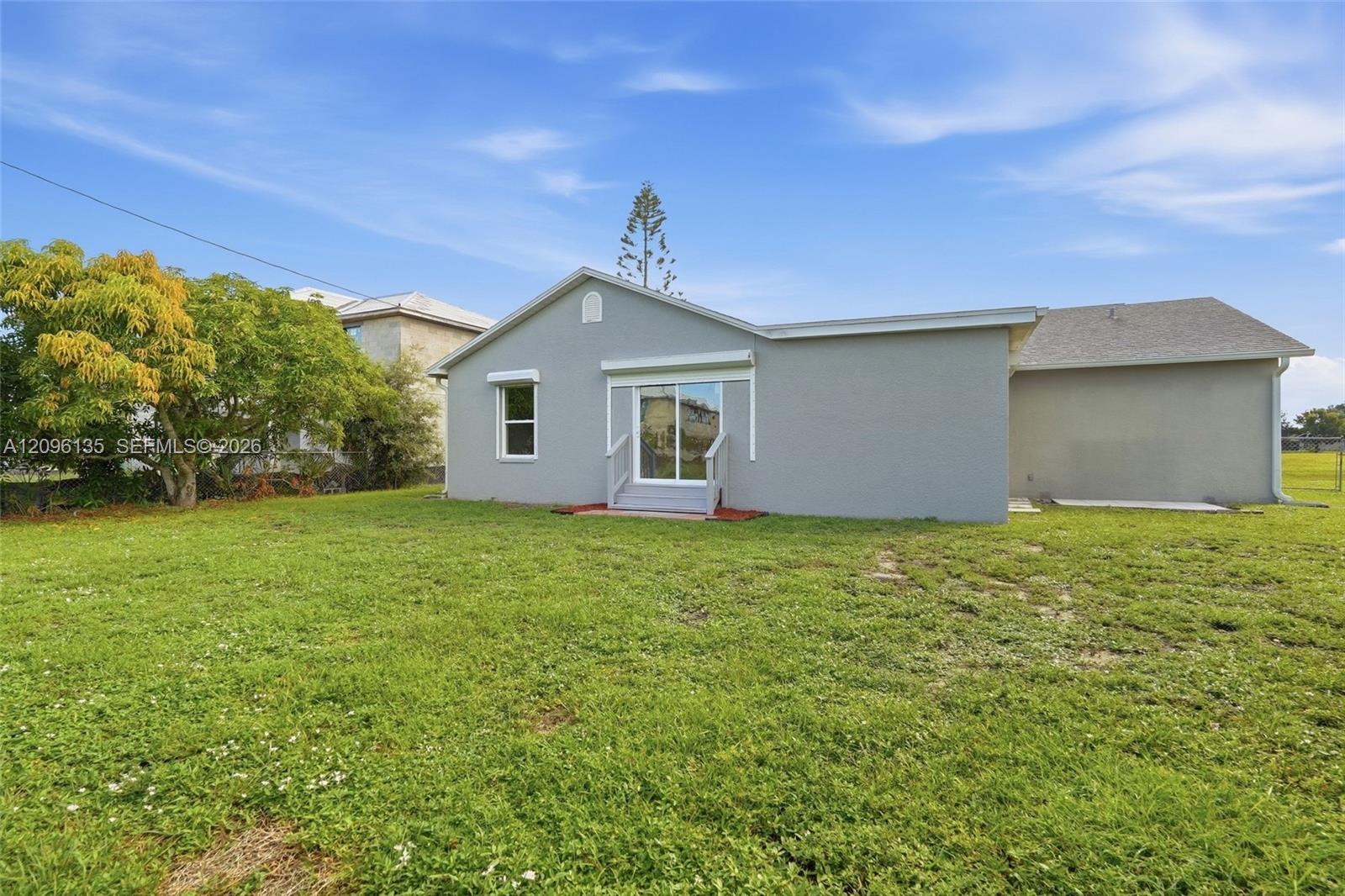 A12096135 Property Photo 37