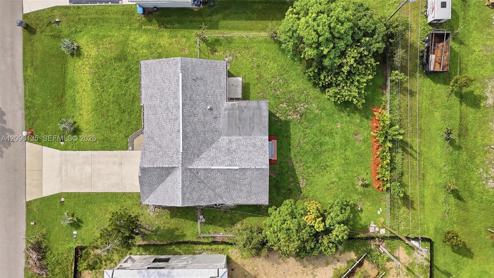 A12096135 Property Photo 39