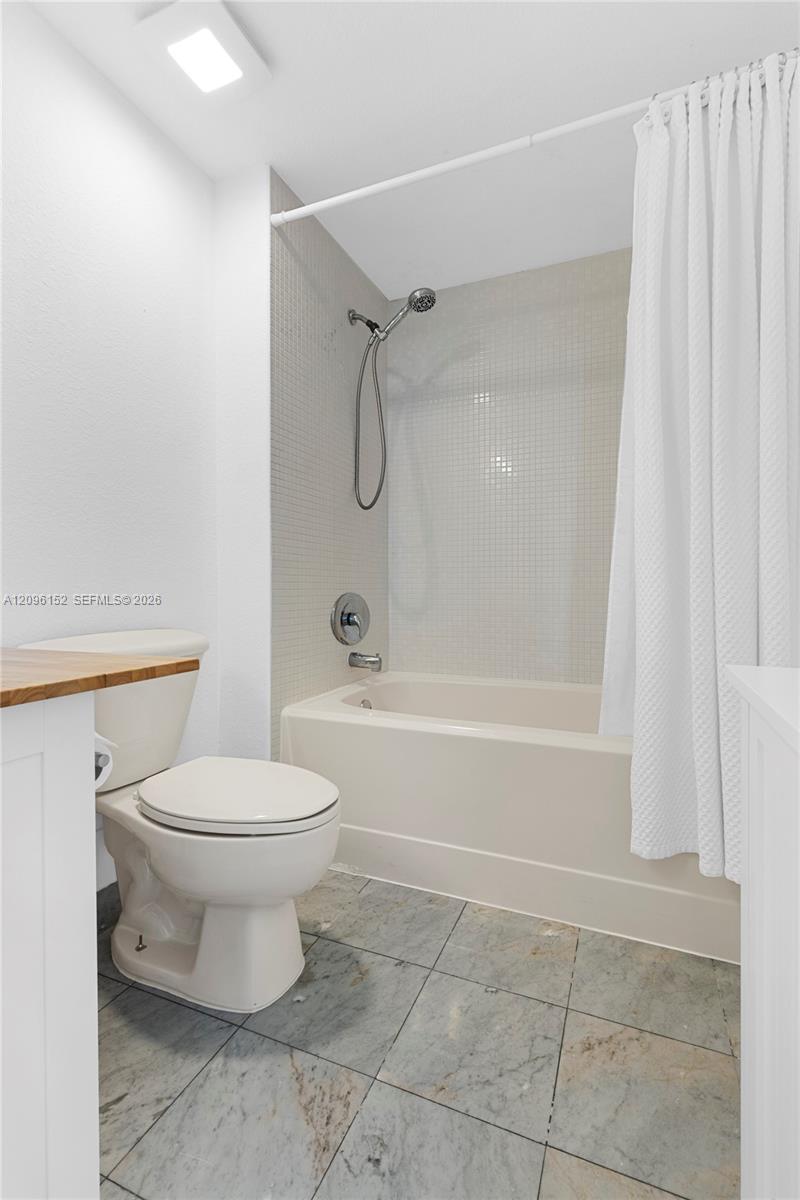 500 Ne 29th Street 804 Property Photo 21