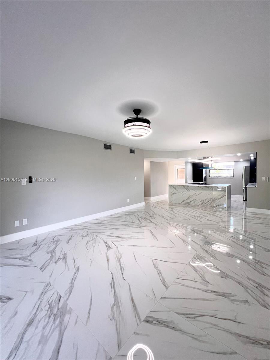 4940 E Sabal Palm Boulevard 312 Property Photo 11