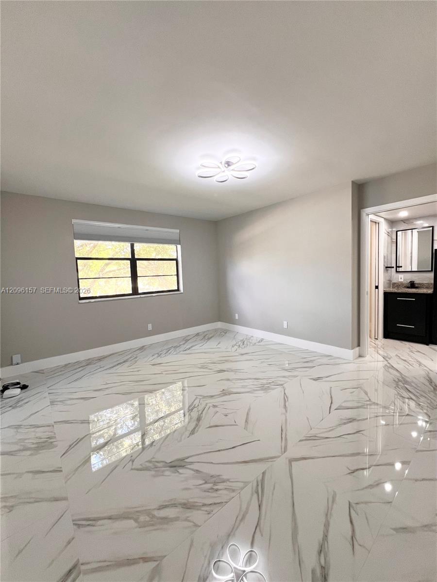 4940 E Sabal Palm Boulevard 312 Property Photo 24