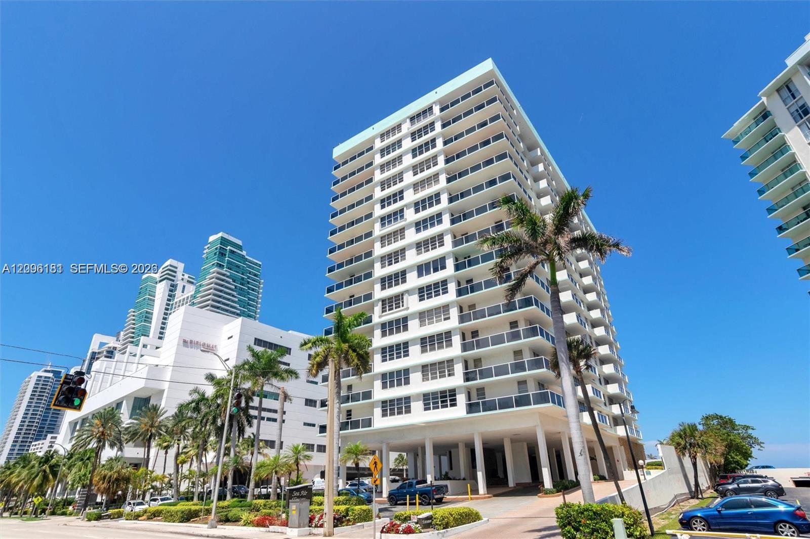 3725 S Ocean Drive 405 Property Photo 23