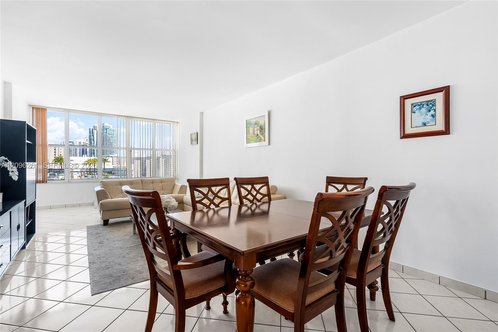 1801 S Ocean Drive Ph35 Property Photo 5