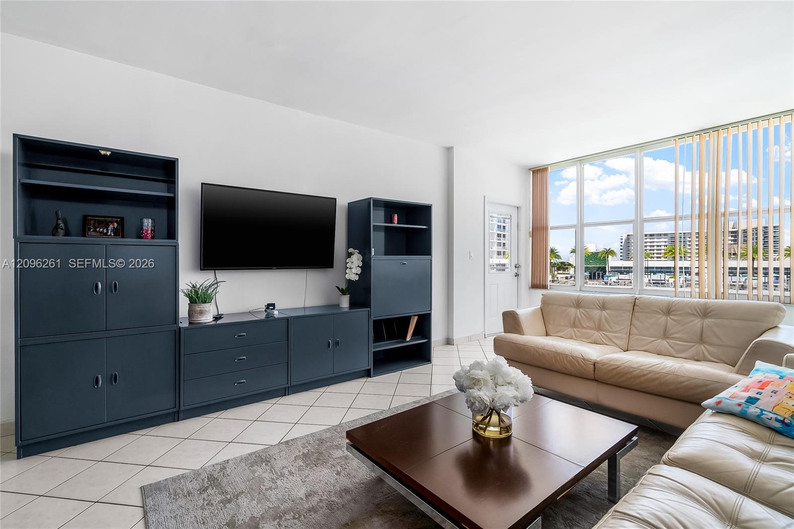 1801 S Ocean Drive Ph35 Property Photo 8