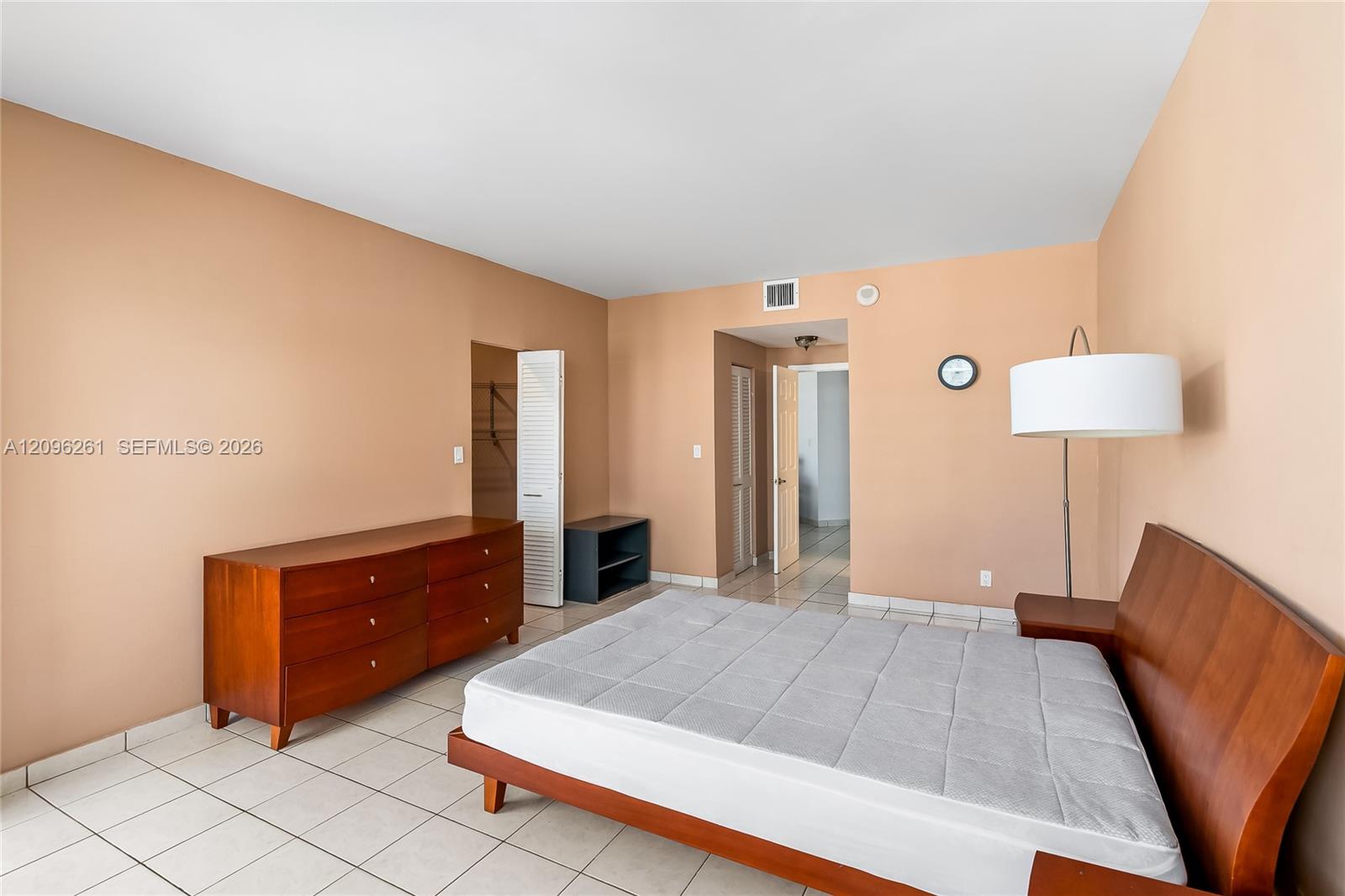 1801 S Ocean Drive Ph35 Property Photo 17