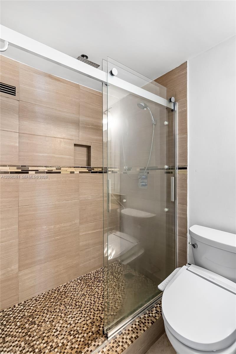 1801 S Ocean Drive Ph35 Property Photo 21