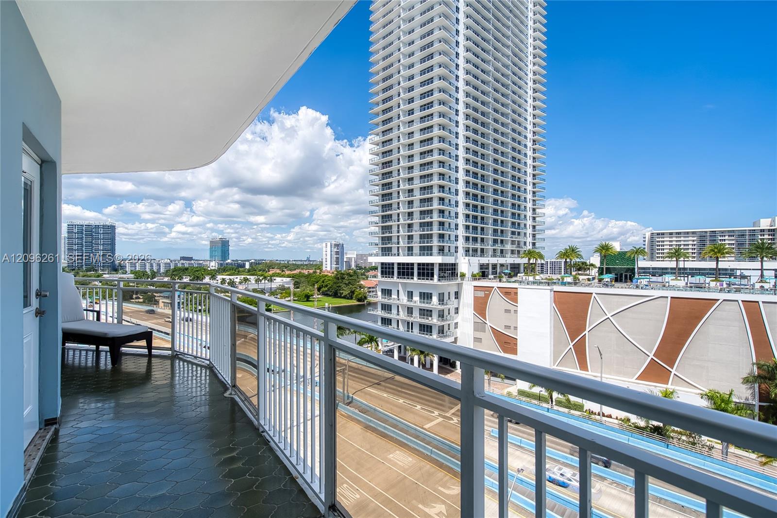 1801 S Ocean Drive Ph35 Property Photo 26