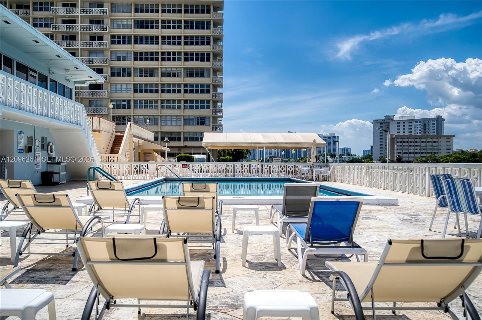 1801 S Ocean Drive Ph35 Property Photo 28