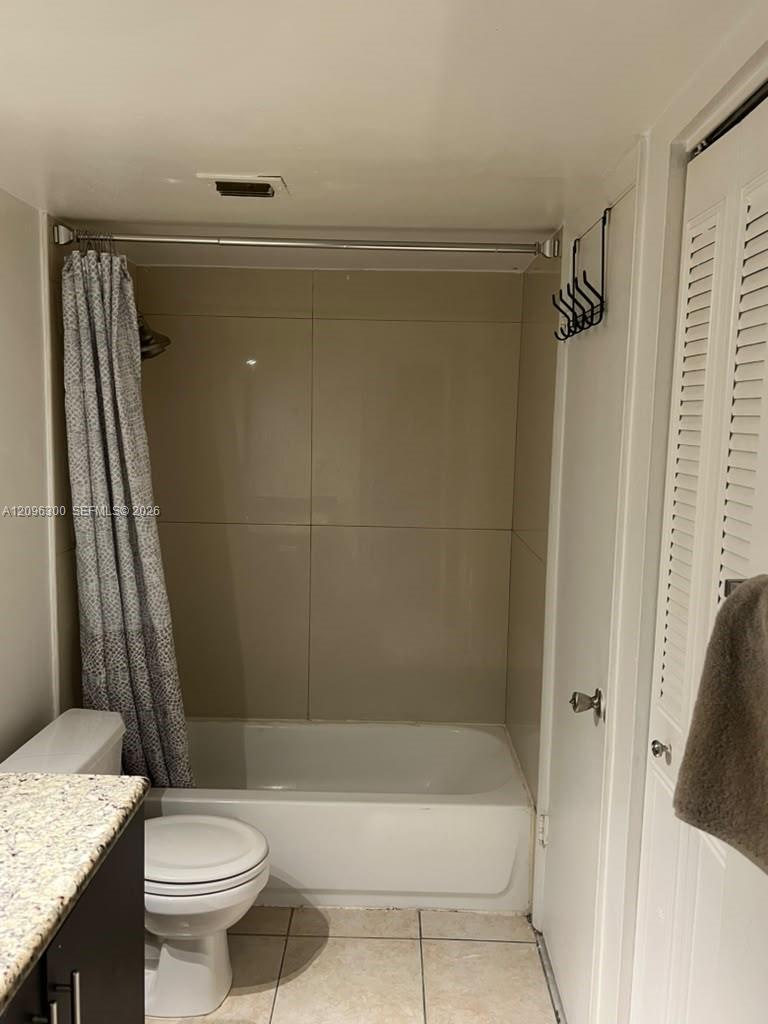 486 Nw 165th St Road B-603 Property Photo 14