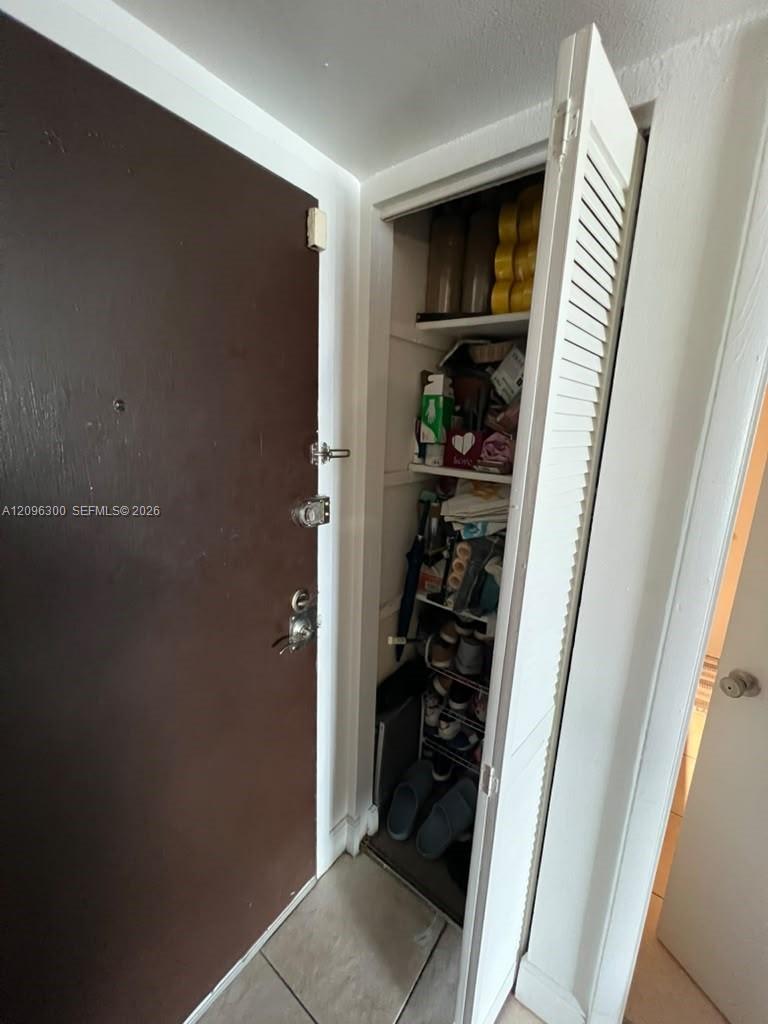 486 Nw 165th St Road B-603 Property Photo 24