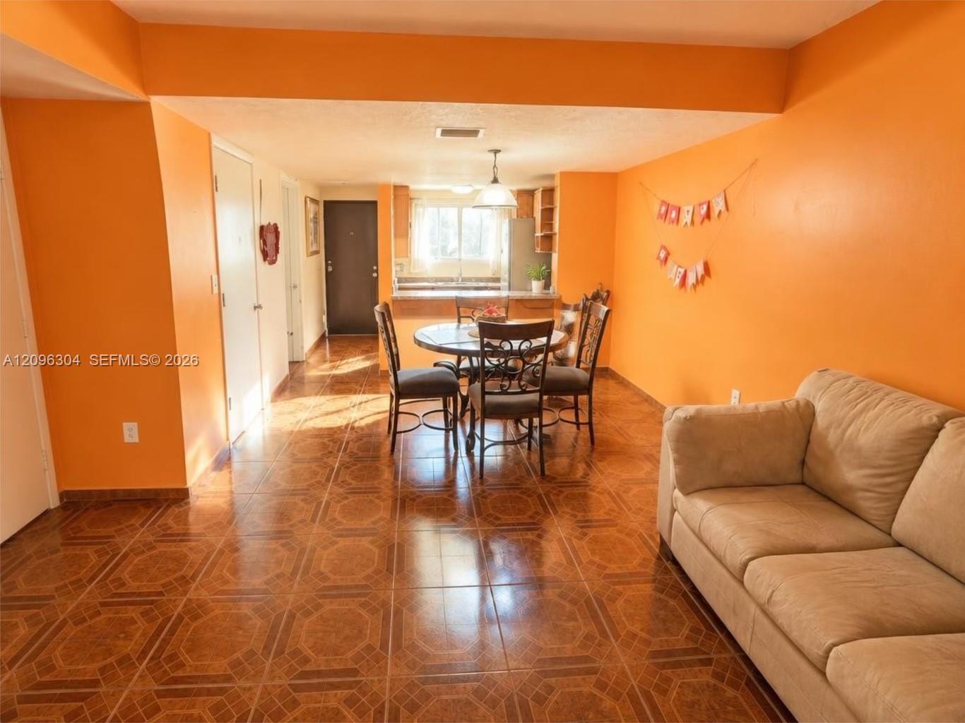 14030 Ne 3rd Court Property Photo 3