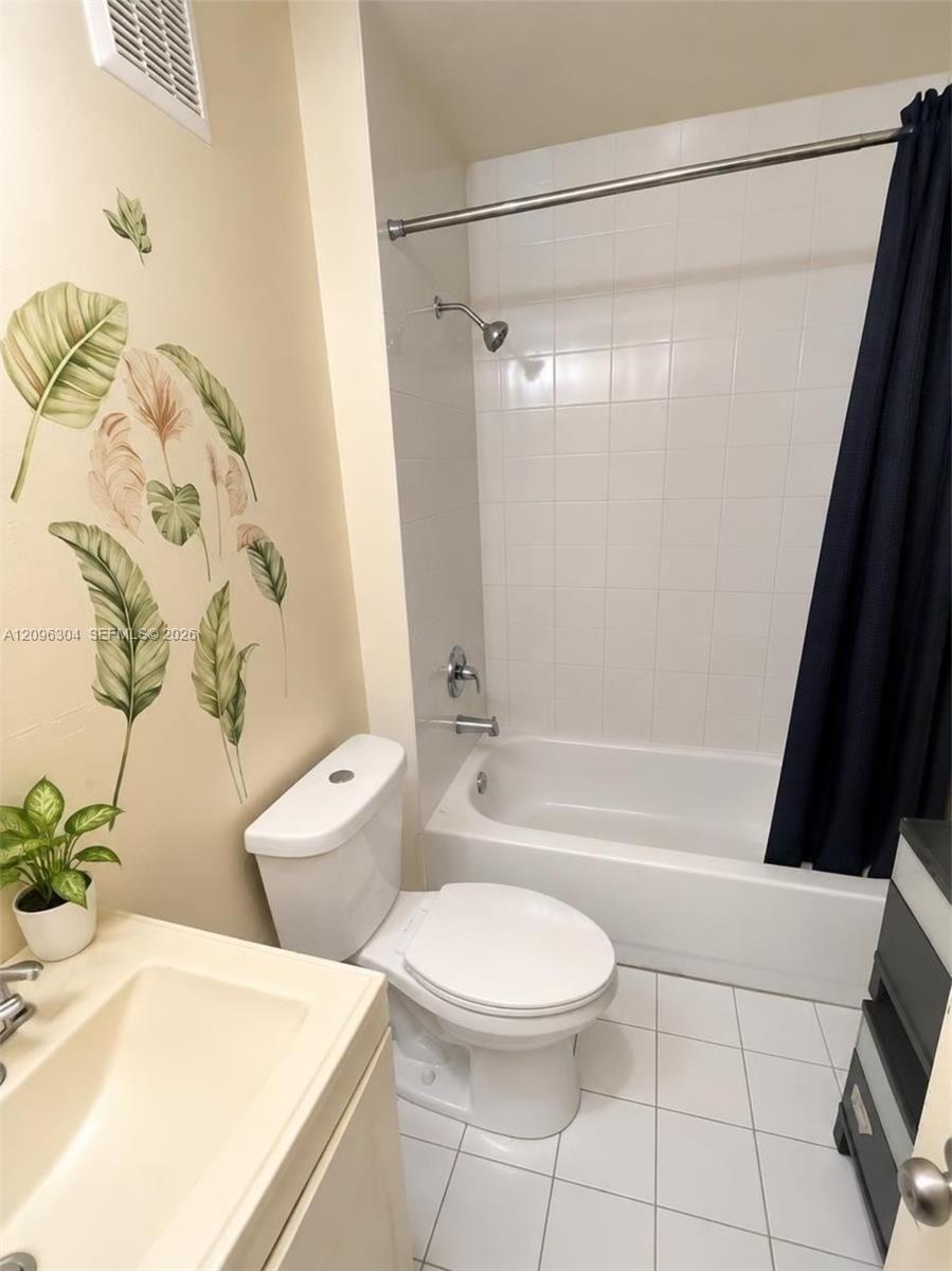 14030 Ne 3rd Court Property Photo 11
