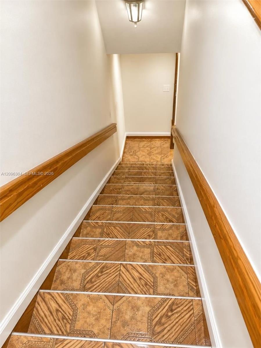 14030 Ne 3rd Court Property Photo 13