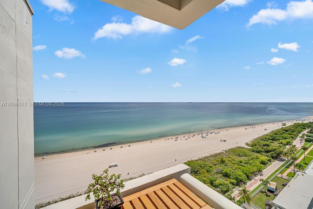 5701 Collins Avenue Ph14 Property Photo 1