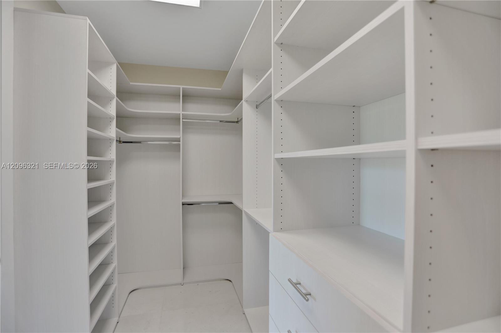 3550 W Glencoe Street Property Photo 50