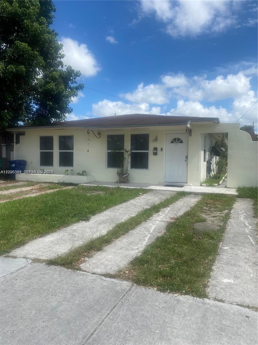 11122 Sw 7th Street Property Photo 1