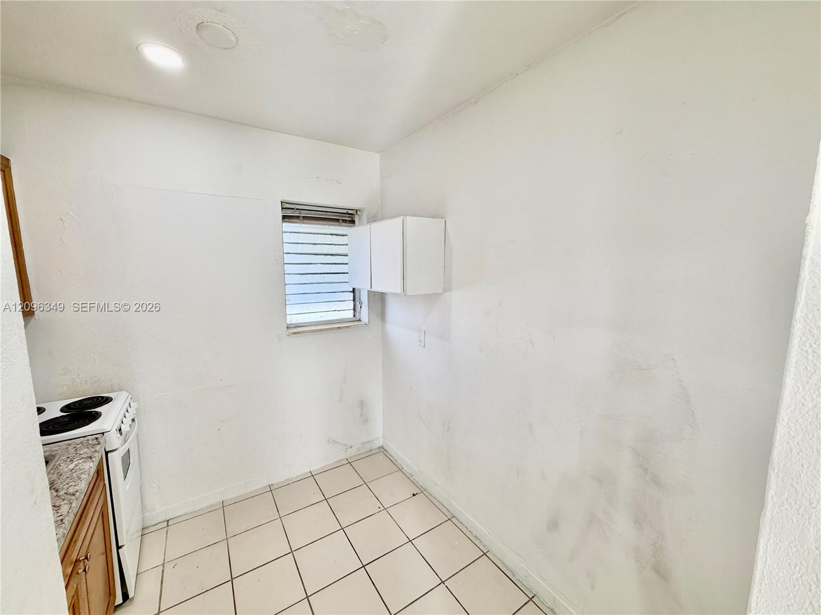 2041 Jackson Street 2 Property Photo 5
