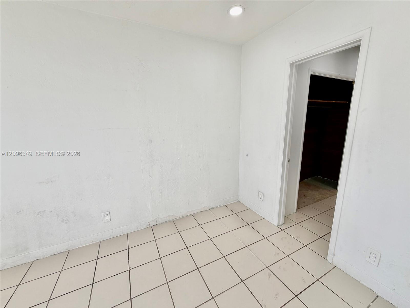 2041 Jackson Street 2 Property Photo 14