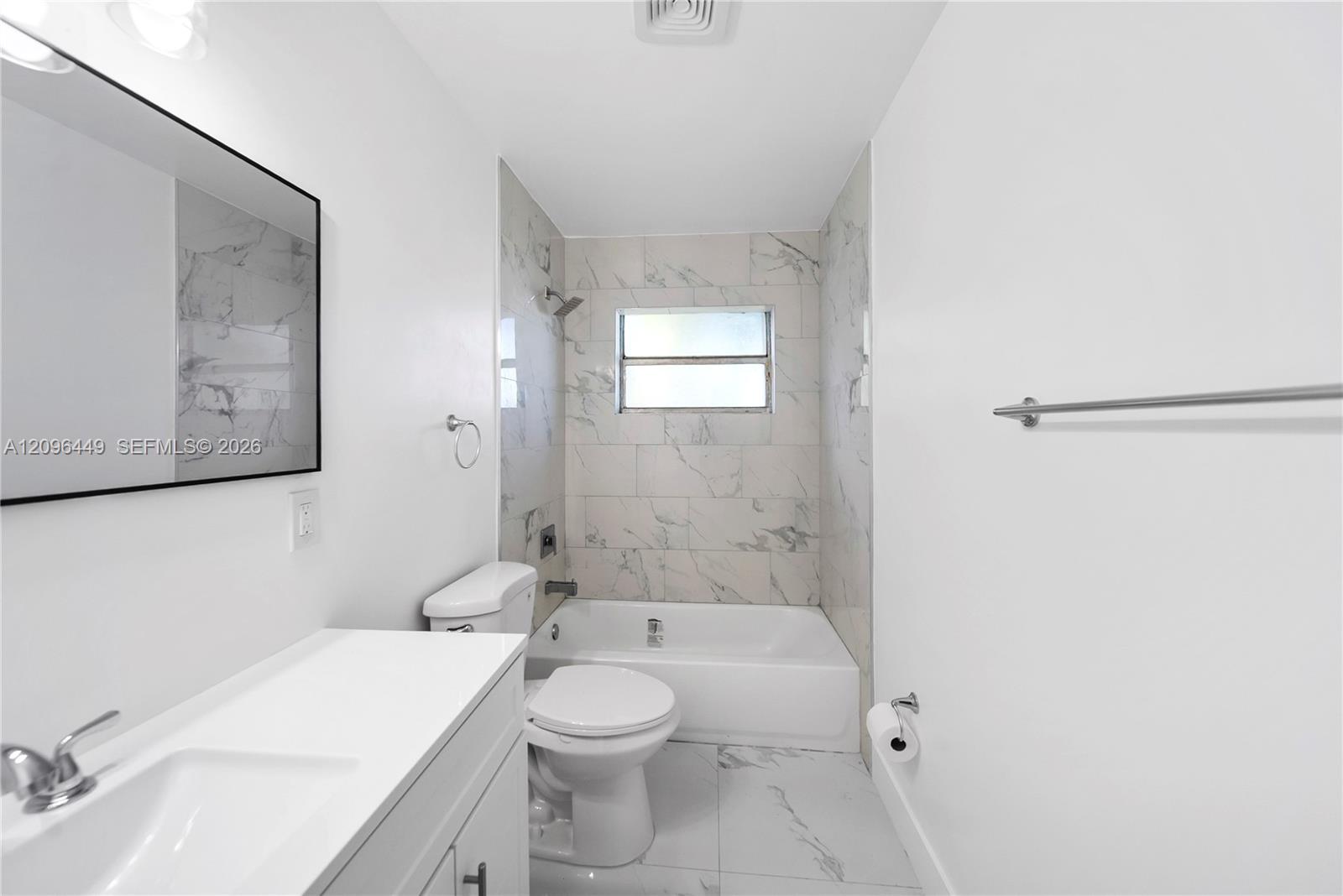 A12096449 Property Photo 3