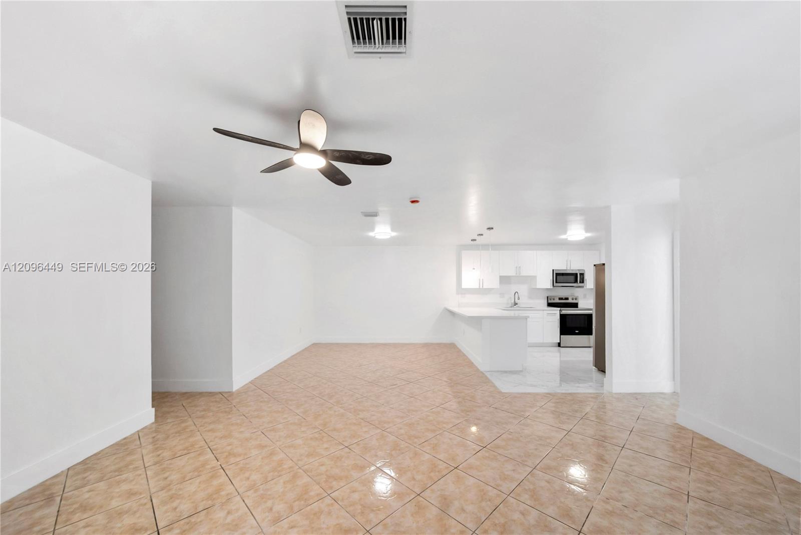 A12096449 Property Photo 5