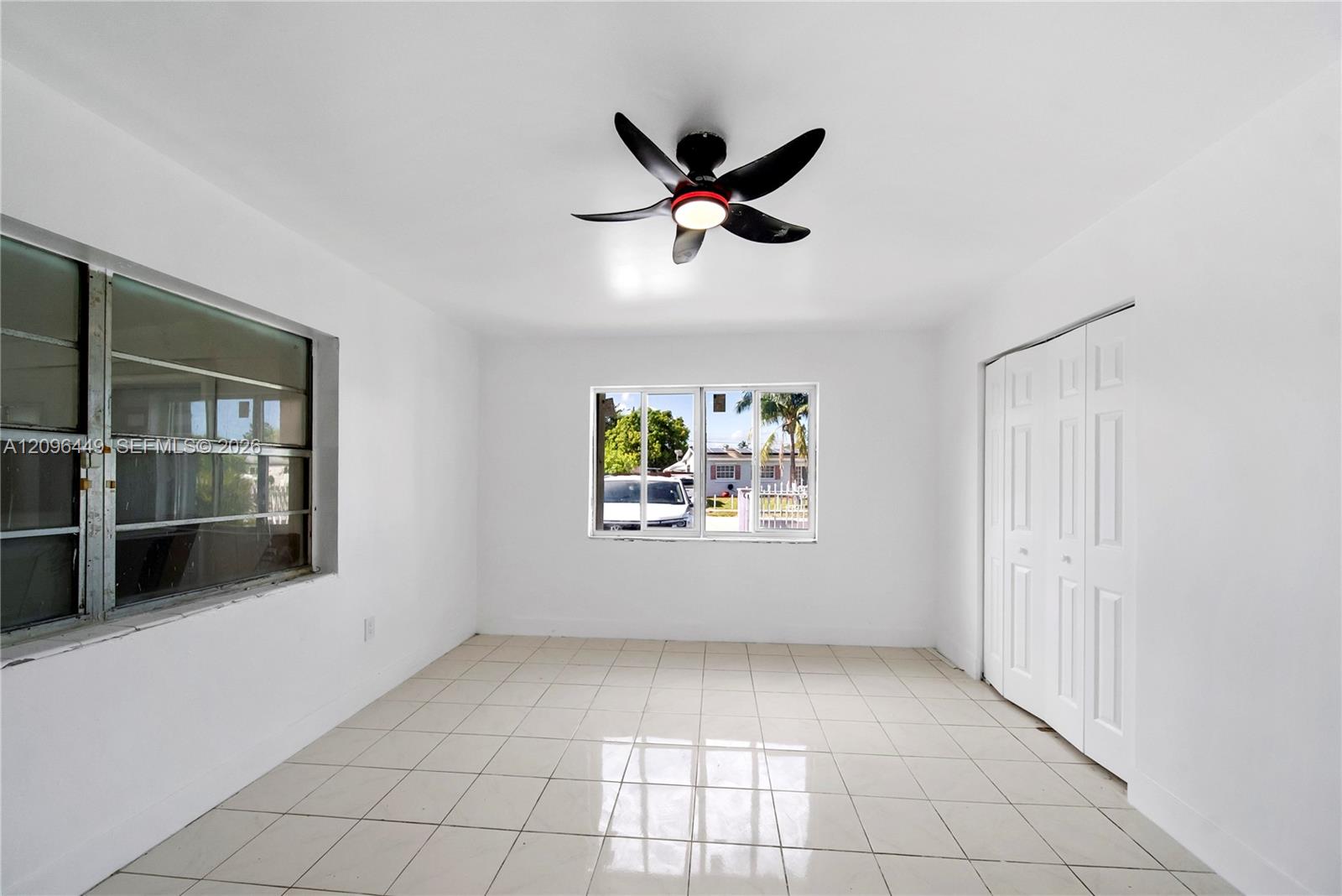 A12096449 Property Photo 7