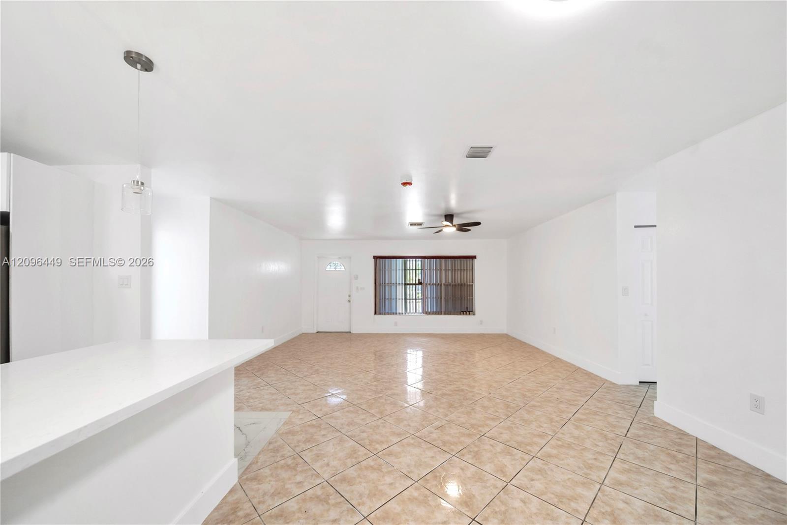 A12096449 Property Photo 8