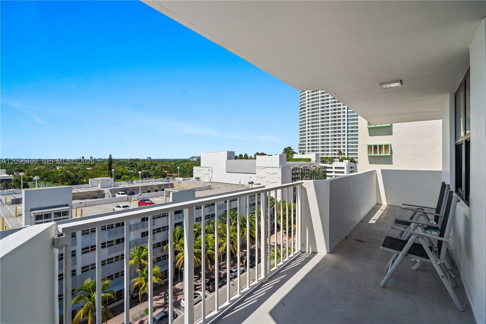4301 Collins Avenue 901 Property Photo 8