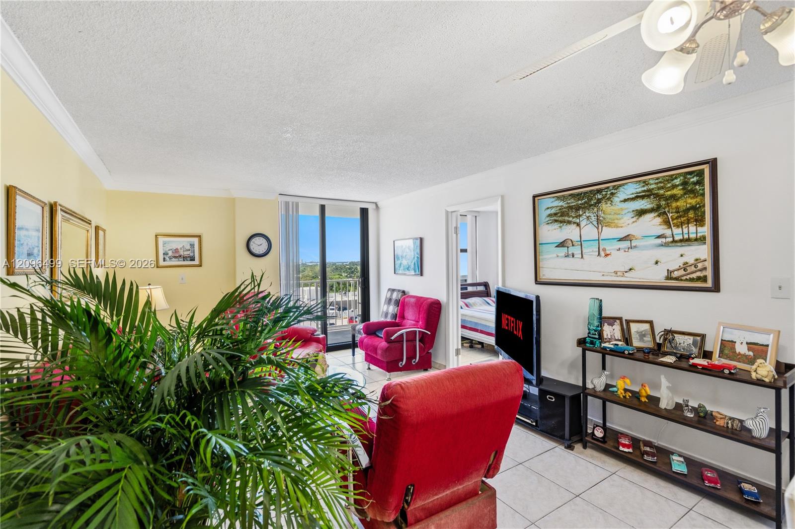 4301 Collins Avenue 901 Property Photo 13