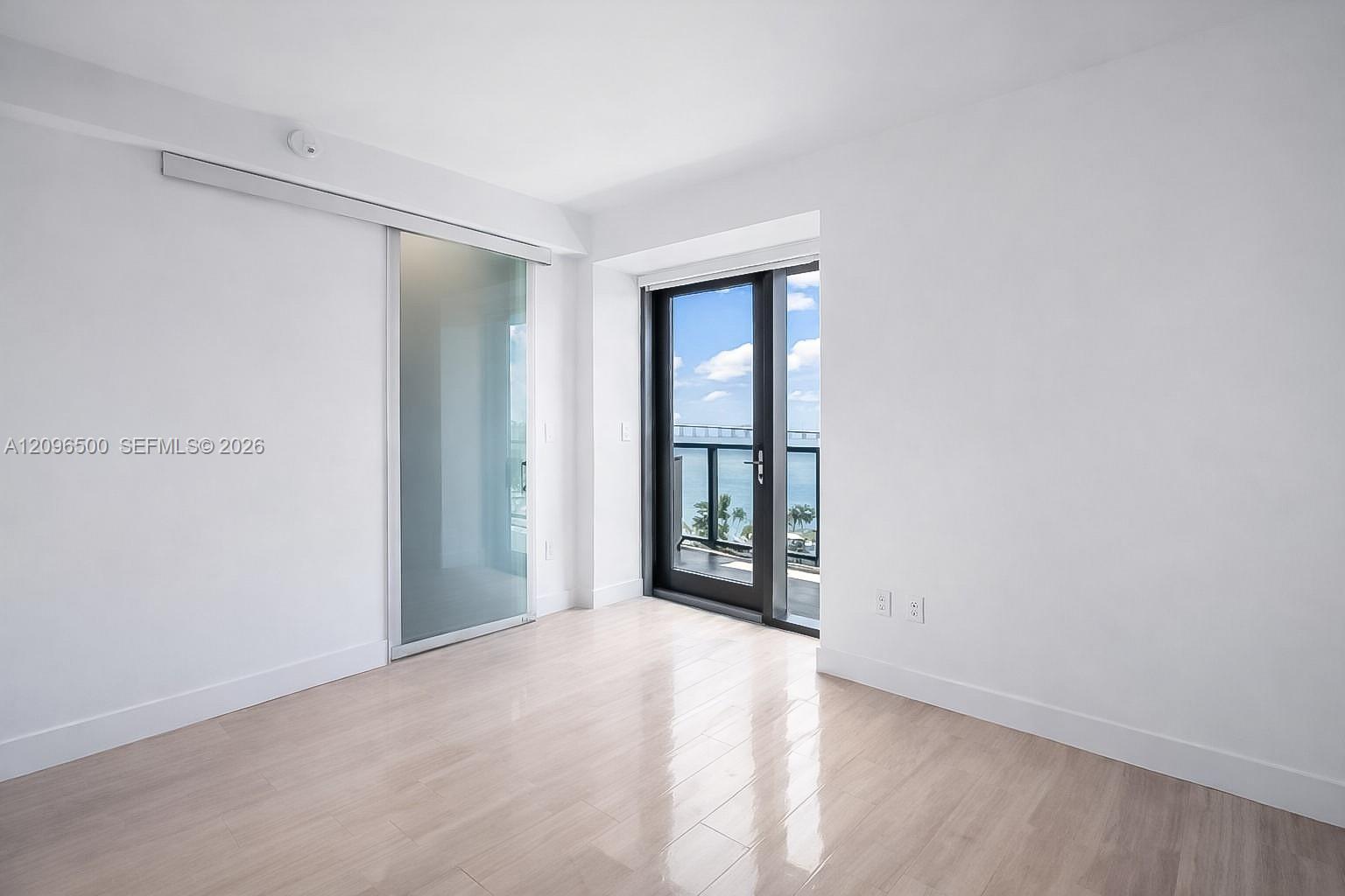 1451 Brickell Avenue 1404 Property Photo 12
