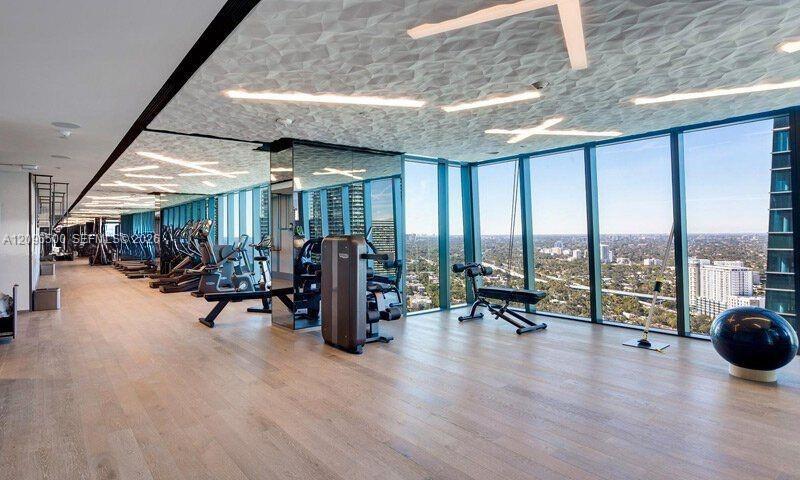 1451 Brickell Avenue 1404 Property Photo 17
