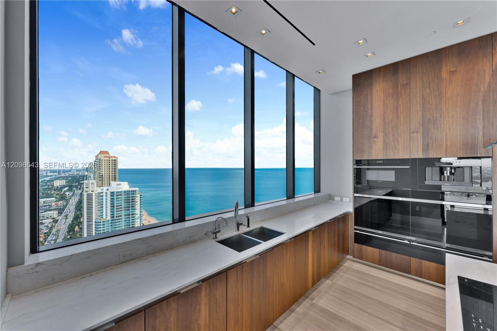 17141 Collins Avenue 4202 Property Photo 12