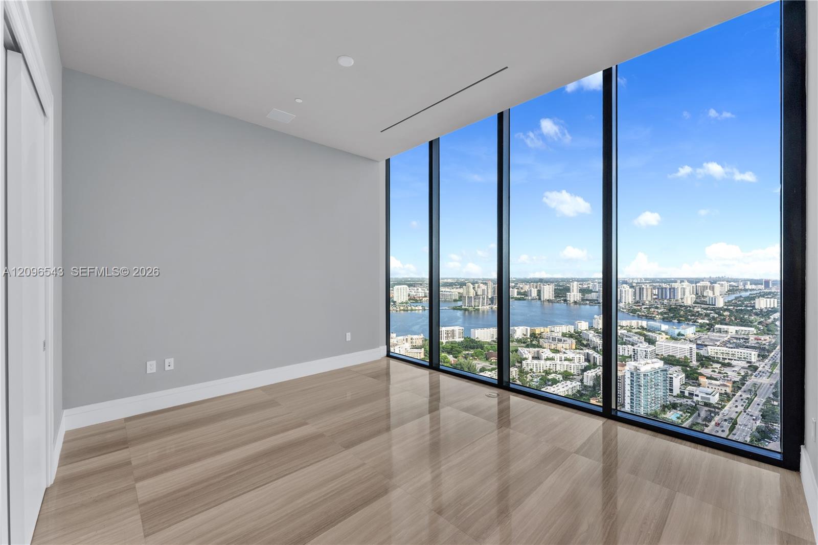 17141 Collins Avenue 4202 Property Photo 17