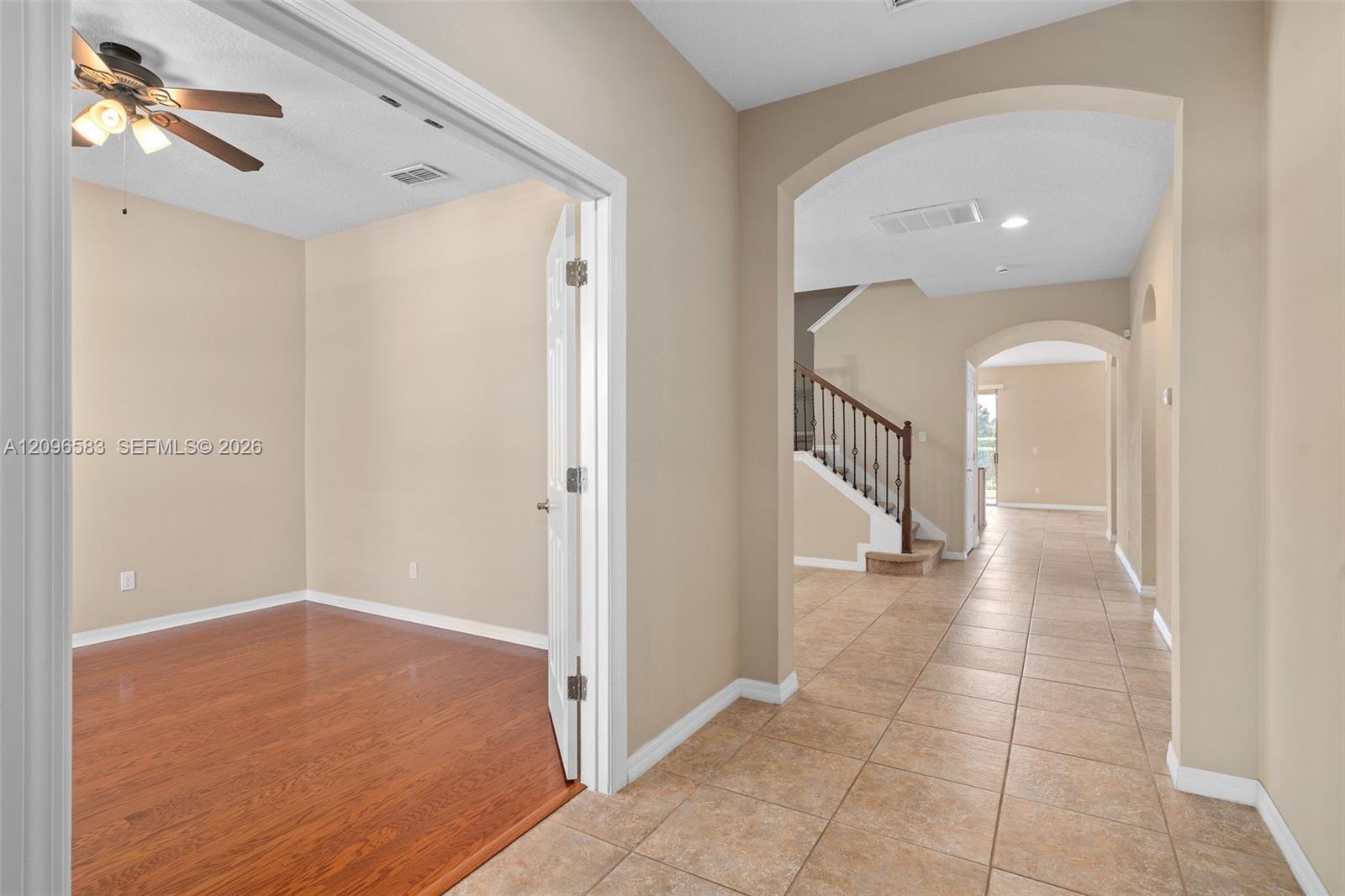 5054 Superior Place Property Photo 2