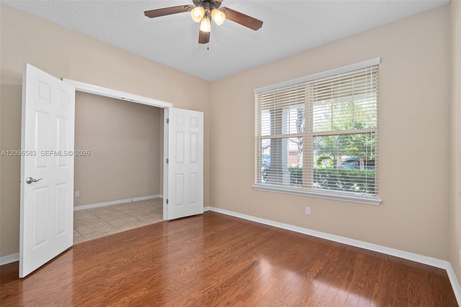 5054 Superior Place Property Photo 3
