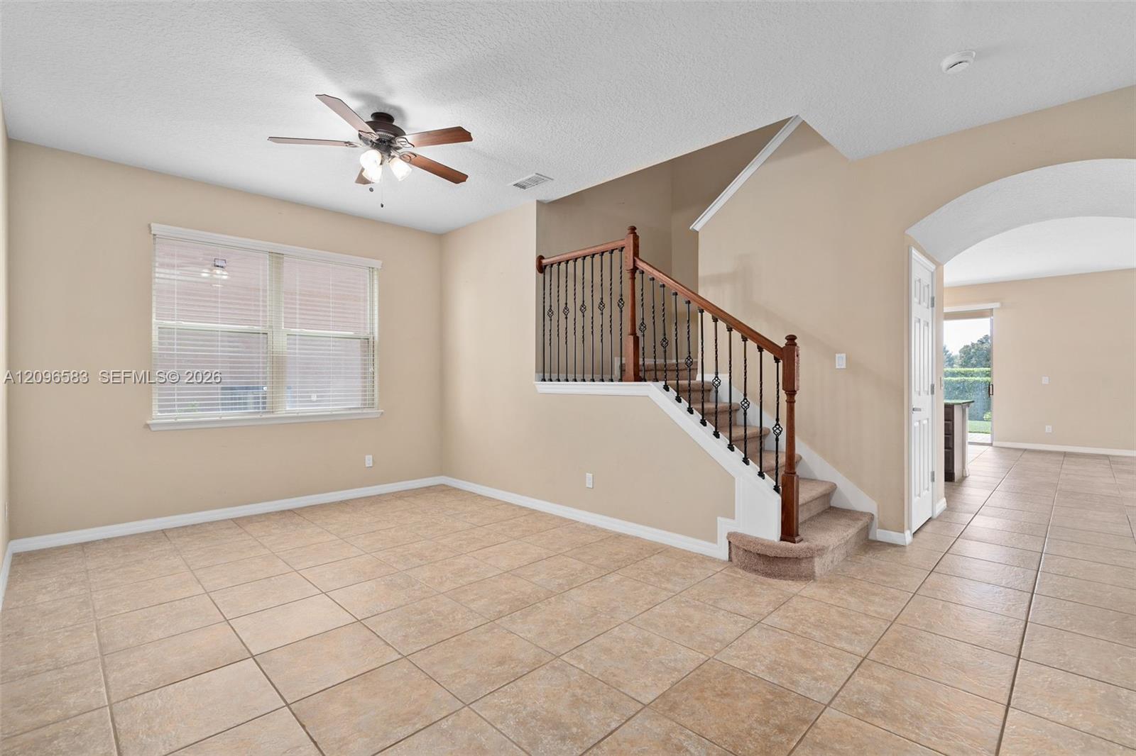 5054 Superior Place Property Photo 5