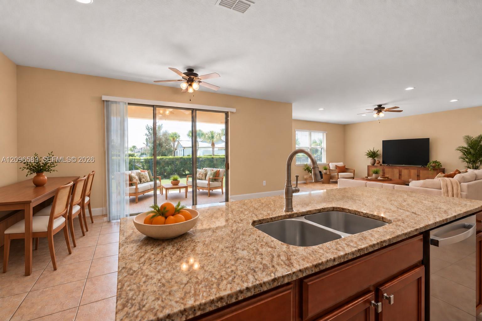 5054 Superior Place Property Photo 9