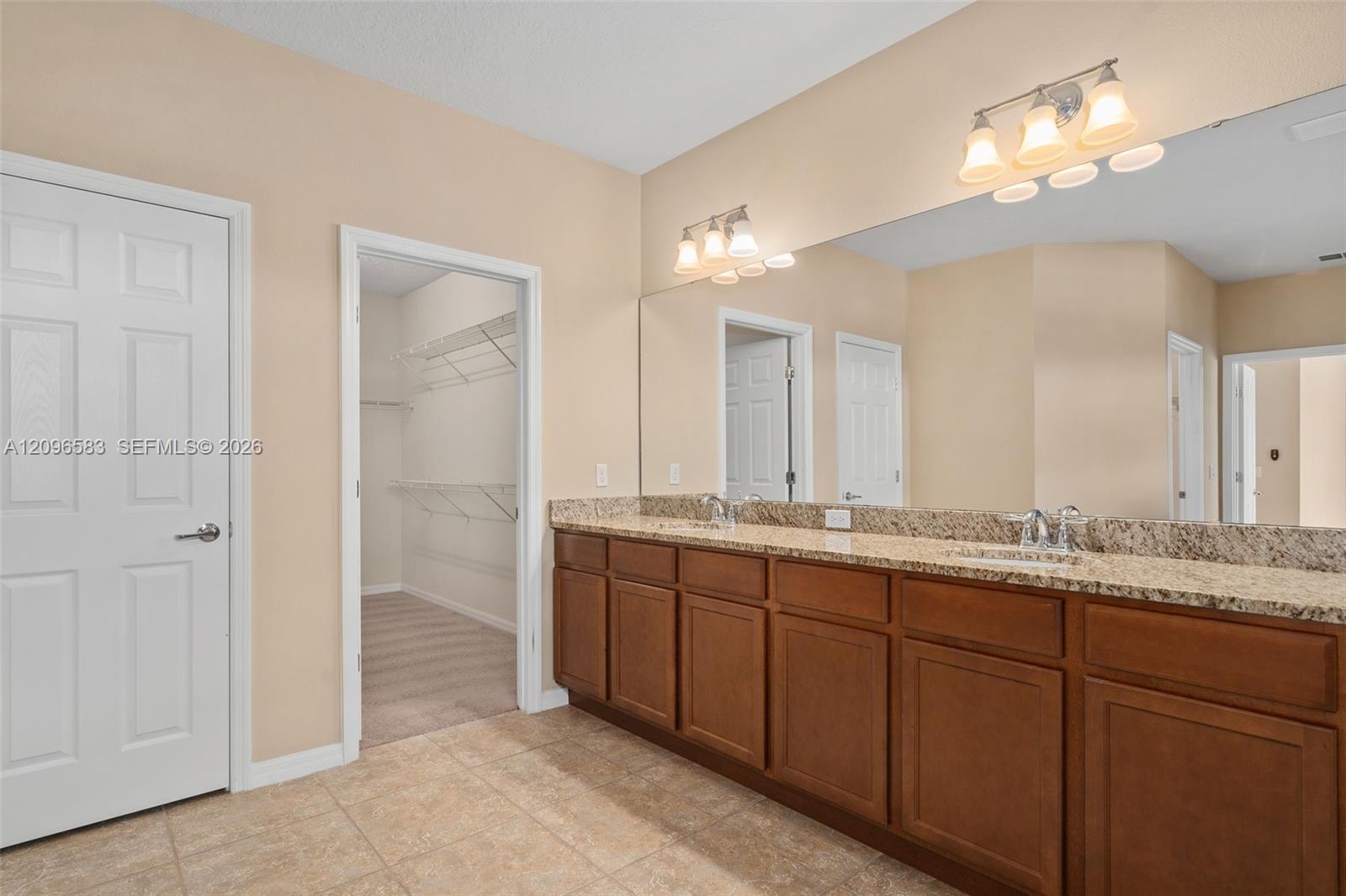 5054 Superior Place Property Photo 21