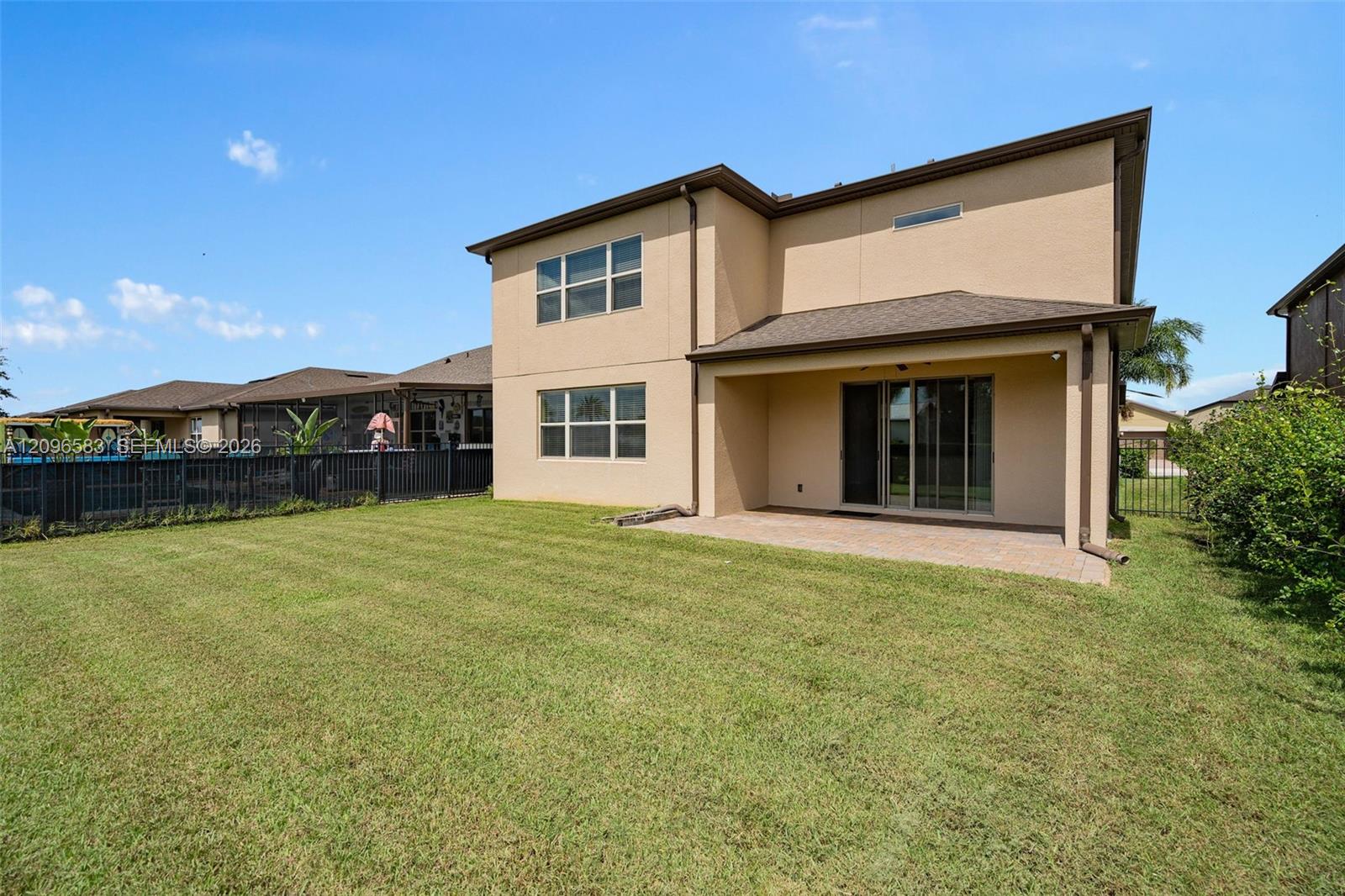 5054 Superior Place Property Photo 23