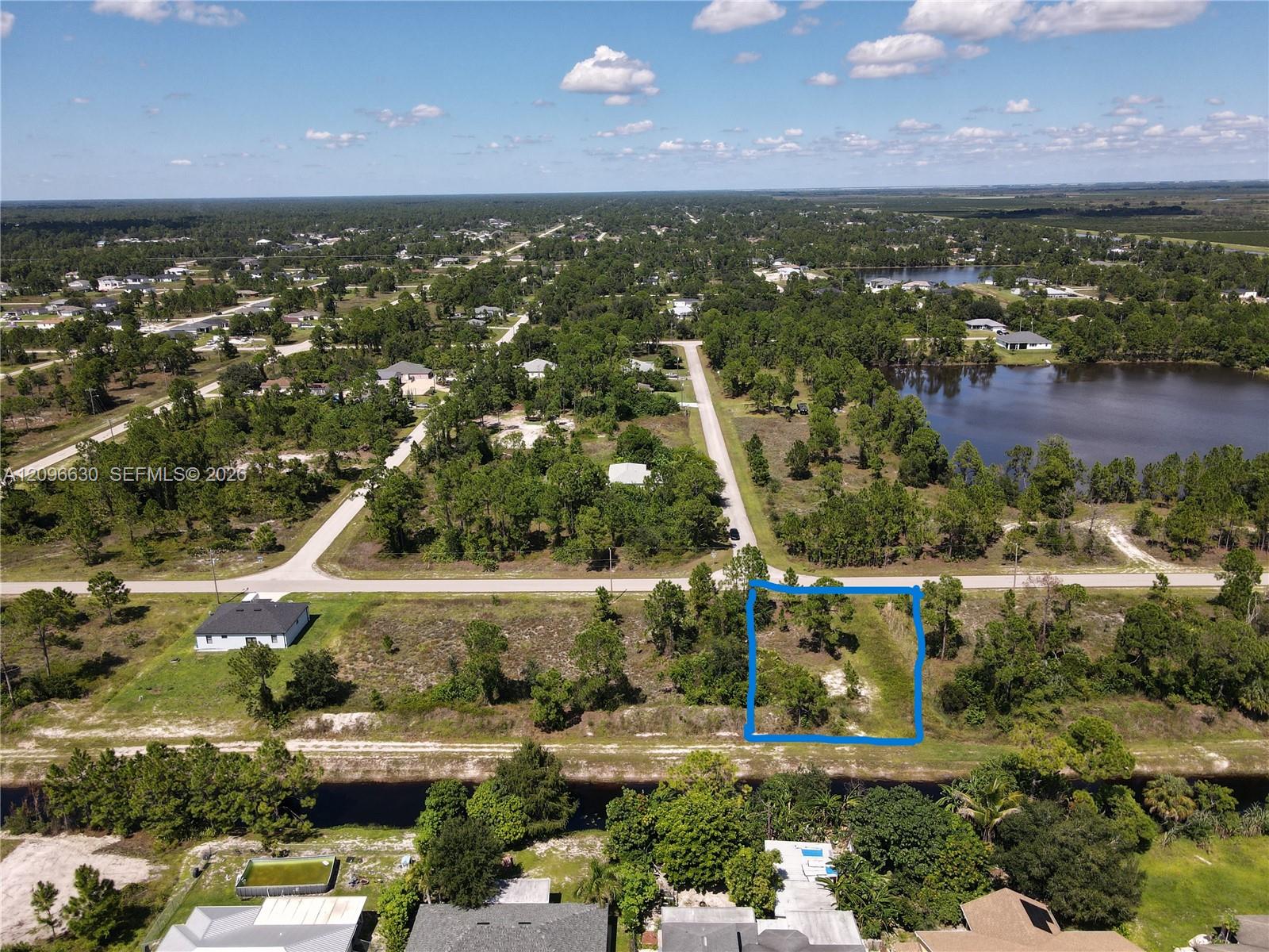 1220 Edelweiss Property Photo 2