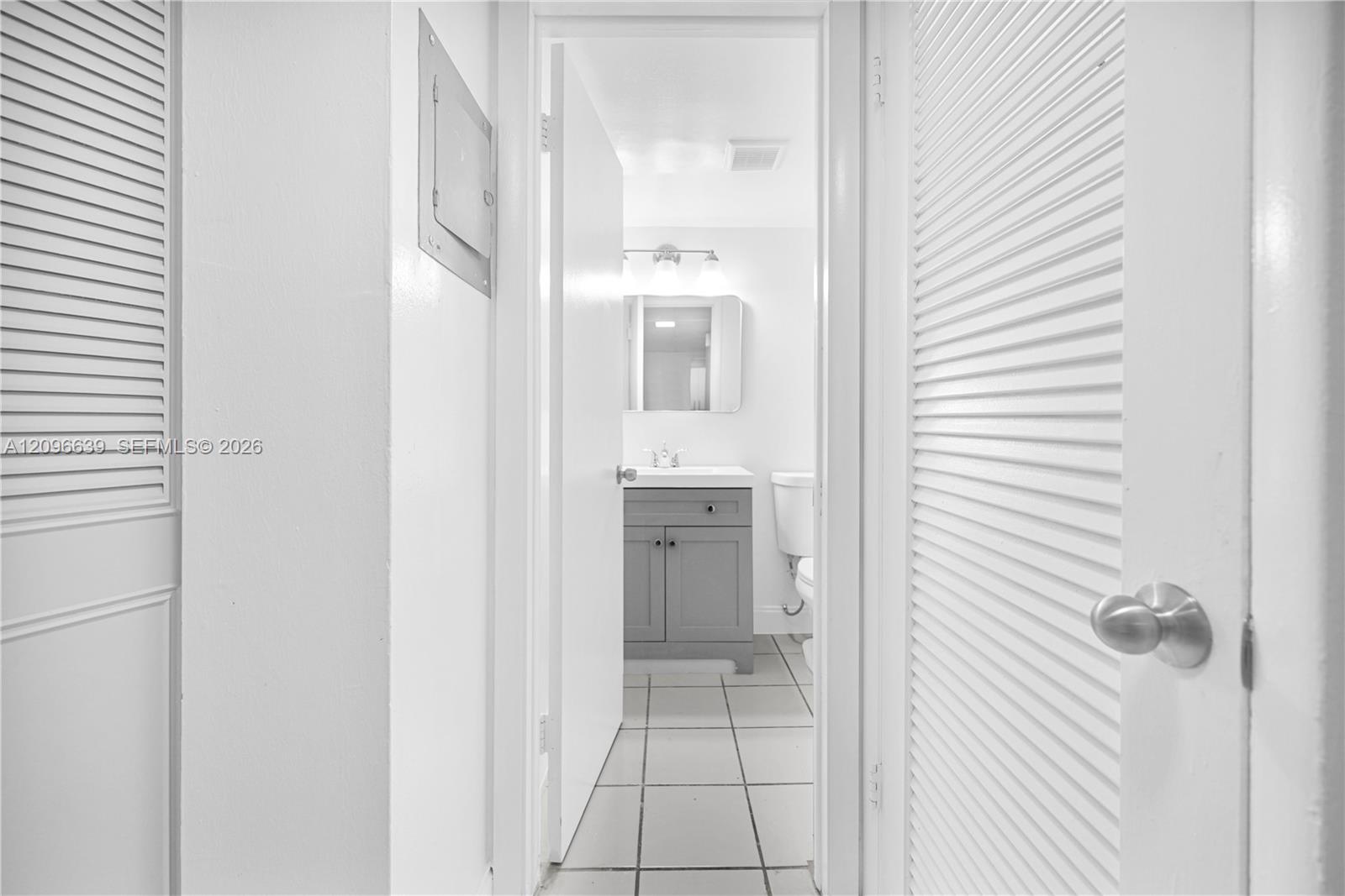 7550 Stirling Road C307 Property Photo 16