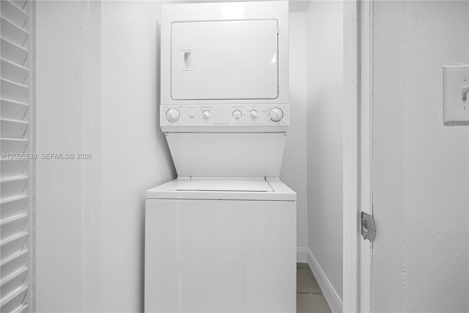 7550 Stirling Road C307 Property Photo 18